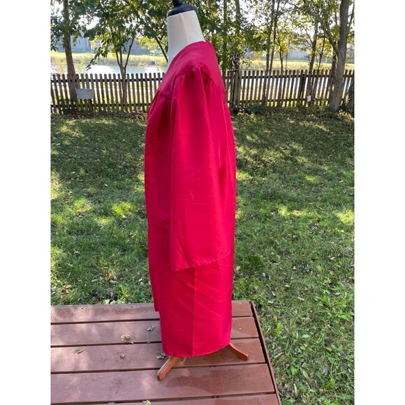 Jostens BDG Collection Red Graduation Gown Medium Fit 507"-509" 100% Polyester - Picture 3 of 9